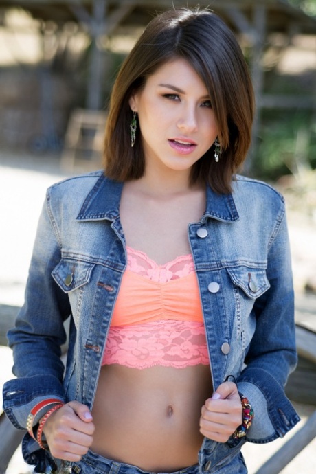 Shyla Jennings free pic